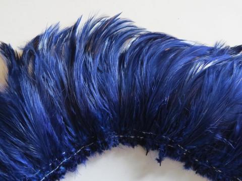 Dark blue strung rooster hackle closeup